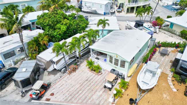 65821 Overseas Hwy, House other with 2 bedrooms, 1 bathrooms and null parking in Long Key FL | Image 29