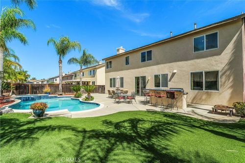28825 Evening Passage Dr, Menifee, CA, 92584-7653 | Card Image