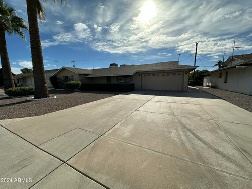 5725 E Covina Road, Mesa, AZ, 85205 | Card Image