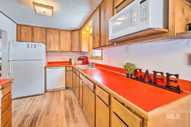 8392 Highway 21, House other with 4 bedrooms, 2 bathrooms and 2 parking in Lowman ID | Image 4