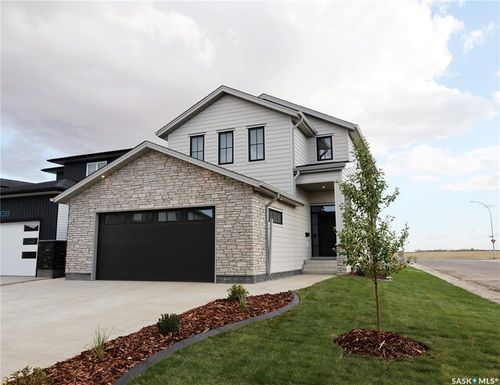 104 Barrett St, Saskatoon, SK, S7W1C8 | Card Image