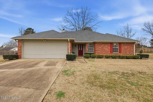 104 Joys Cv, Clinton, MS, 39056-5300 | Card Image