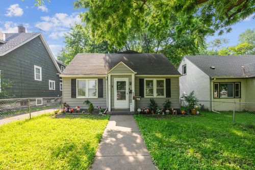 917 Jessie St, Saint Paul, MN, 55130-4018 | Card Image