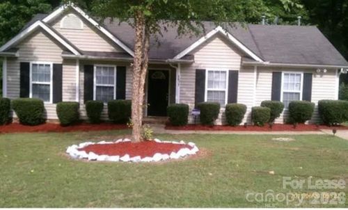 2633 Daffodil Dr, Charlotte, NC, 28269-2788 | Card Image