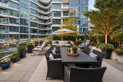 1251-38 Smithe St, Vancouver, BC, V6B0P3 | Card Image