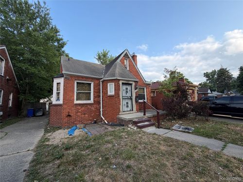 11742 Whitehill St, Detroit, MI, 48224-1657 | Card Image