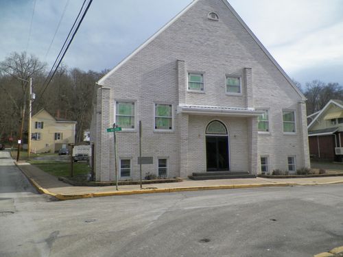 1046-1050 Wilson Ave, Kittanning, PA, 16201-1143 | Card Image