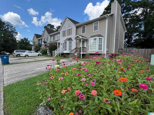 340 Jamestown Manor Dr, Gardendale, AL, 35071-4637 | Card Image