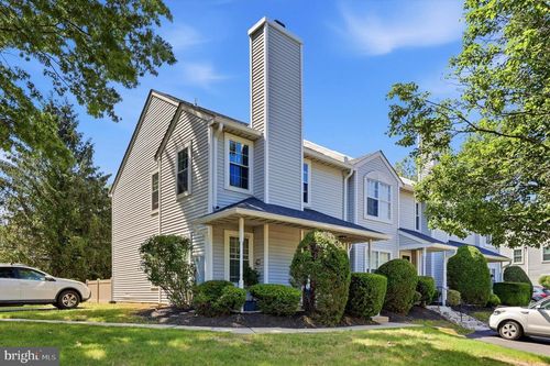 1 Eaton Ct, NEWTOWN, PA, 18940-3802 | Card Image
