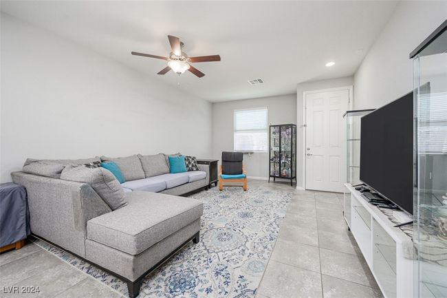 2675 Chinaberry Hill St, Townhouse with 2 bedrooms, 2 bathrooms and null parking in Laughlin NV | Image 9