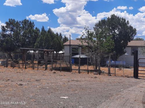 44050 W Fort Rock Rd, Seligman, AZ, 86337-5092 | Card Image