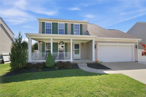 563 Colonial Dr, Painesville, OH, 44077-3692 | Card Image