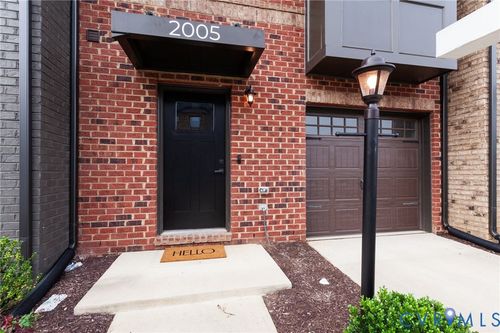 2005 Old Manchester St, Richmond, VA, 23225-3840 | Card Image