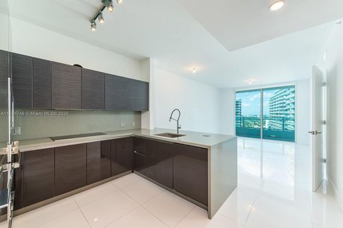 unit-3207-1080 Brickell Ave, Miami, FL, 33131-3991 | Card Image