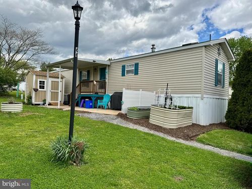 66-66 Daisy Ln, DOVER, PA, 17315-3069 | Card Image