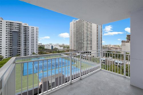 e1110-800 N Miami Ave, Miami, FL, 33136-3543 | Card Image