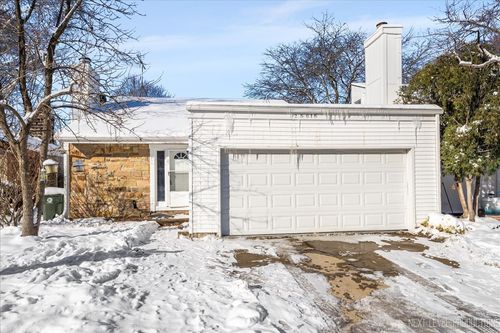2S616 Linden Sq, Warrenville, IL, 60555-1363 | Card Image