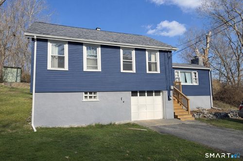 226 Pumpkin Hill Rd, Mystic, CT, 06355-1119 | Card Image