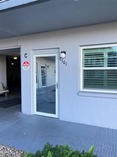 unit-c101-5660 80th St N, St Petersburg, FL, 33709-5816 | Card Image