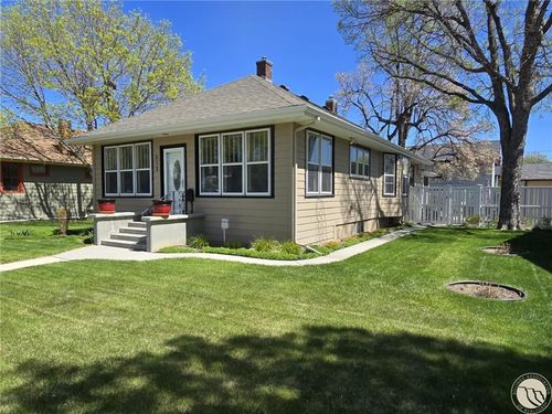 212 S Jordan Ave, Miles City, MT, 59301-4614 | Card Image