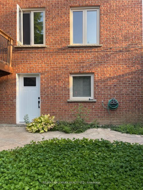 bsmt-76 Topham Cres, Richmond Hill, ON, L4C9G9 | Card Image