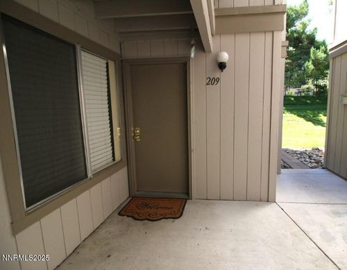 apt-209-3935 Clear Acre Ln, Reno, NV, 89512-4210 | Card Image