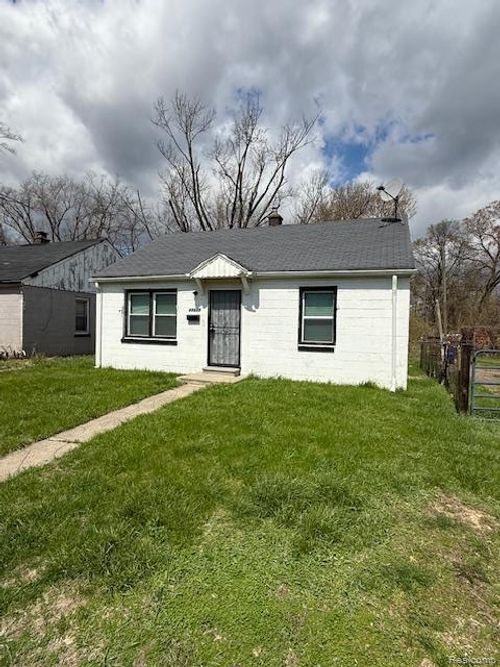21530 W Davison St, Detroit, MI, 48223-3223 | Card Image