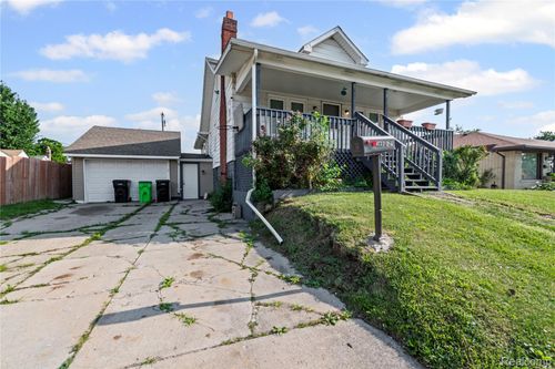 18635 Meier St, Roseville, MI, 48066-4871 | Card Image