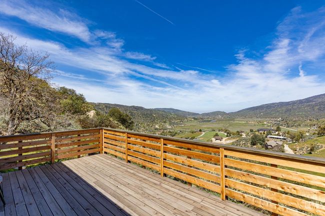 26501 Skyline Dr, House other with 3 bedrooms, 3 bathrooms and null parking in Tehachapi CA | Image 34