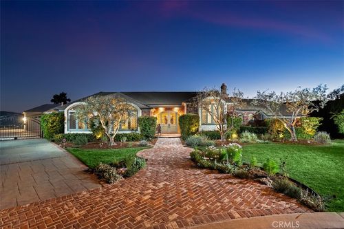 27946 Suffolk Ln, San Juan Capistrano, CA, 92675-1935 | Card Image