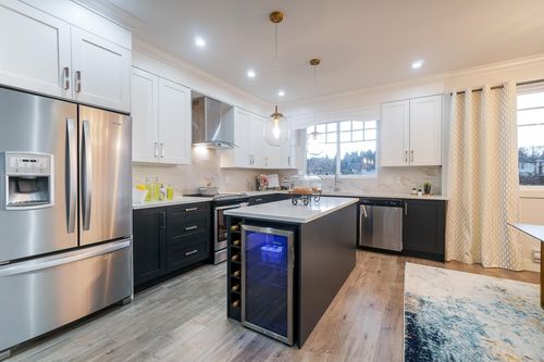 54-13898 64 Ave, Surrey, BC, V3W1L6 | Card Image