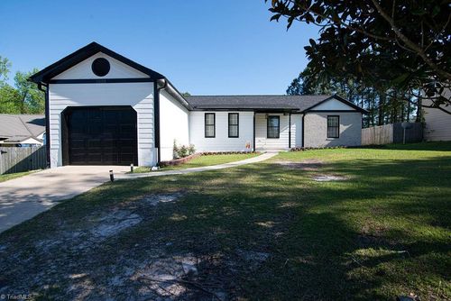 2628 Idlebrook Cir, Midway Park, NC, 28544-1618 | Card Image