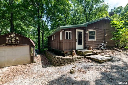 615 E Blue Ave, Creal Springs, IL, 62922-2100 | Card Image