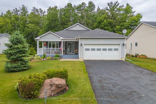 4 Red Maple Crt, Gravenhurst, ON, P1P0A3 | Card Image