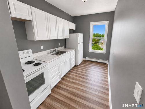 3rd-floor-left-314 Bellevue St, Hartford, CT, 06120-2124 | Card Image