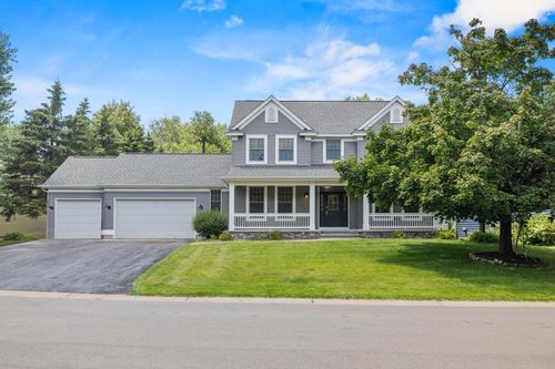 13 Echo Lake Blvd, Mahtomedi, MN, 55115-1470 | Card Image