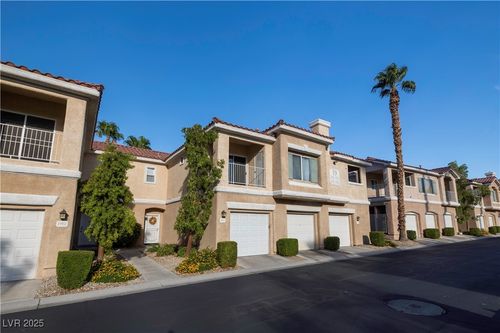 1913-251 S Green Valley Pkwy, Henderson, NV, 89012-2372 | Card Image