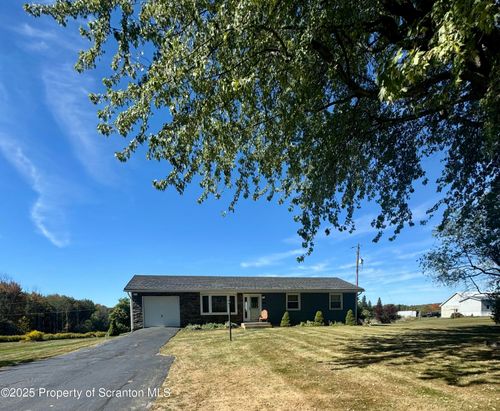 195 Pierce Rd, GREENFIELD TOWNSHIP, PA, 18407-3801 | Card Image