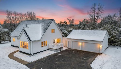 23865 County Road 10, Loretto, MN, 55357-4700 | Card Image