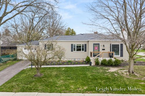 1129 Kenesaw Drive Se, East Grand Rapids, MI, 49506 | Card Image