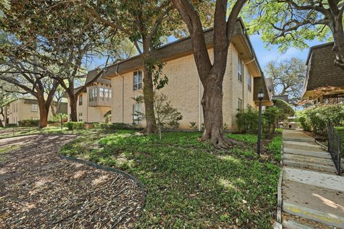 240w-4320 Bellaire Drive S, Fort Worth, TX, 76109 | Card Image