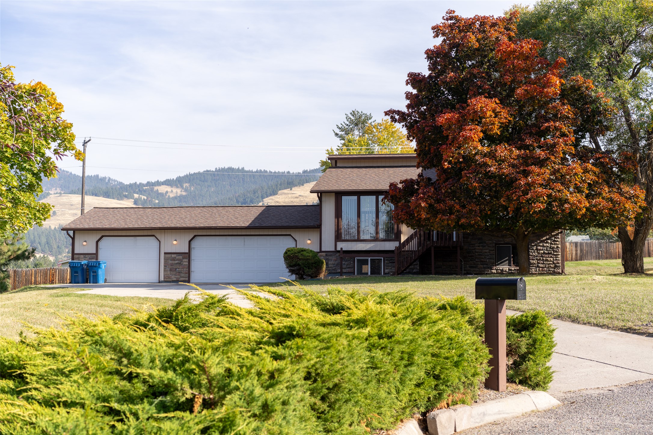 2741 Meriwether Street, For Sale in Missoula - eXp Realty