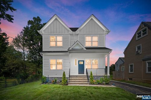 7 Swan Rd, Livingston, NJ, 07039-4515 | Card Image