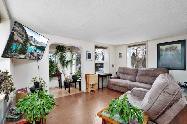 5111 47 Avenue, Home with 2 bedrooms, 2 bathrooms and 4 parking in Sylvan Lake AB | Image 12