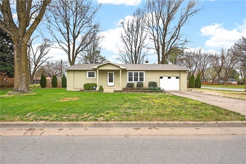 522 Lee Town Dr, Pea Ridge, AR, 72751-3102 | Card Image