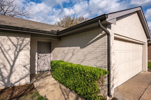 3462 Coronado Ct, Fort Worth, TX, 76116-6719 | Card Image