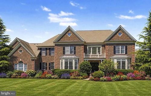 104 Meadow View Dr, Doylestown, PA, 18902-9493 | Card Image