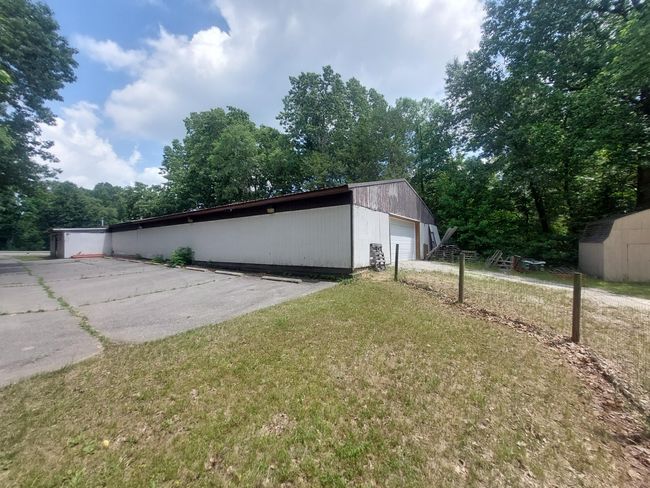 1724 E Bertrand Rd, Home with 0 bedrooms, 2 bathrooms and 18 parking in Niles MI | Image 8
