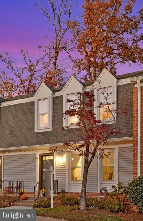 6628 Mclean Ct, Mclean, VA, 22101-4001 | Card Image