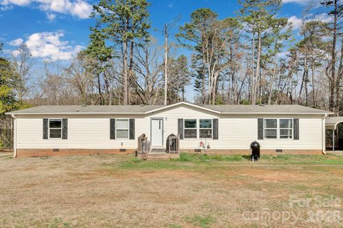 812 Dallas Spencer Mtn Rd, Dallas, NC, 28034-7609 | Card Image